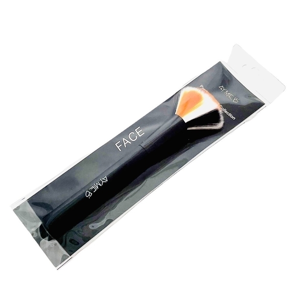 NIB AYMIE B' GOTTA B URBAN Professional Powder Brush Face Brush Makeup Brush - Picture 2 of 6